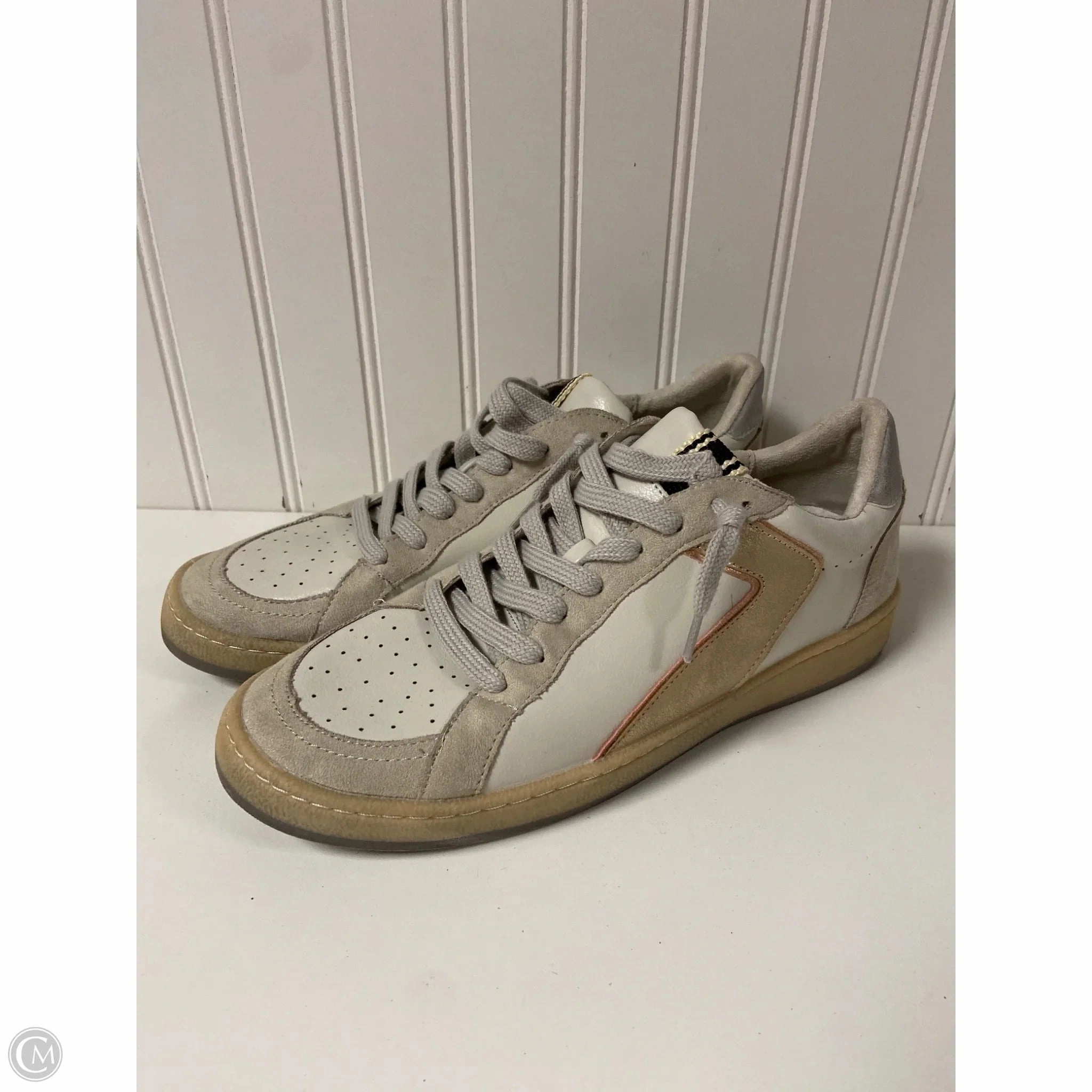 Soft Soles Shoes Sneakers By Shu Shop In White, Size: 10