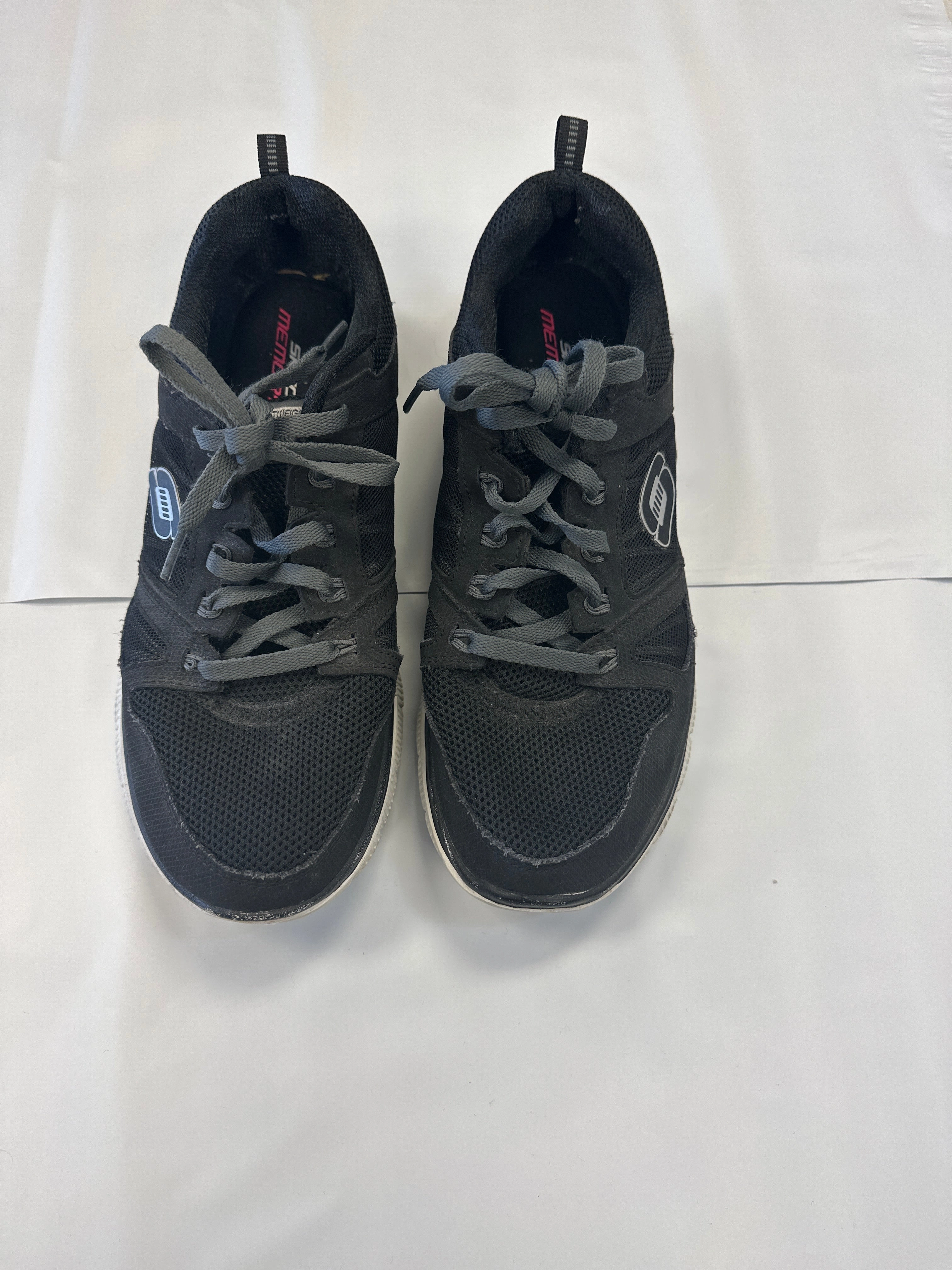 Shoes Sneakers By Skechers  Size: 9 Cozy Motion