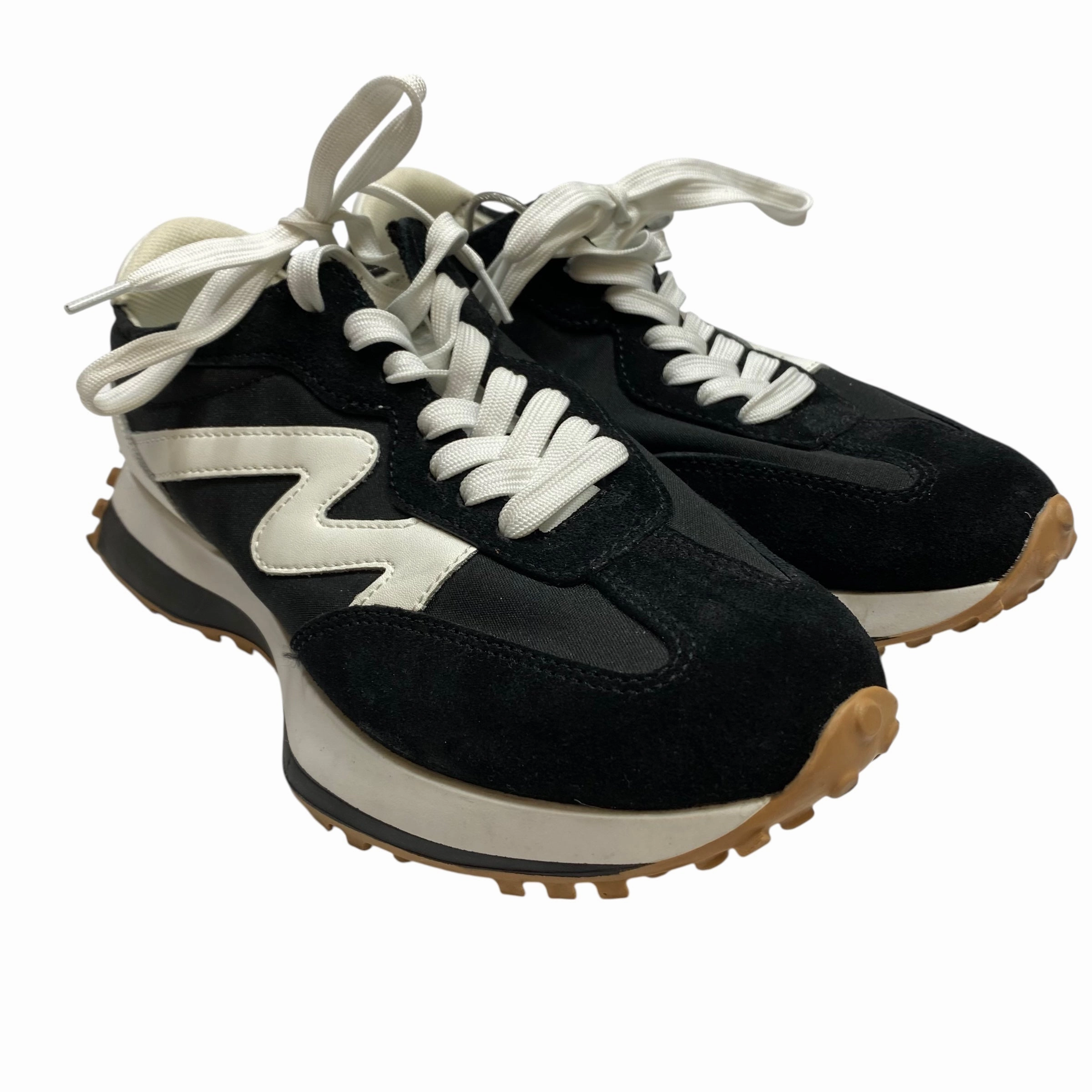 Shoes Sneakers By Steve Madden In Black & White, Size:8.5 Abrasion Resistant Fabric