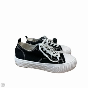 Eco Friendly Zero Drop Platforms Shoes Sneakers By Taxi In Black & White, Size: 11