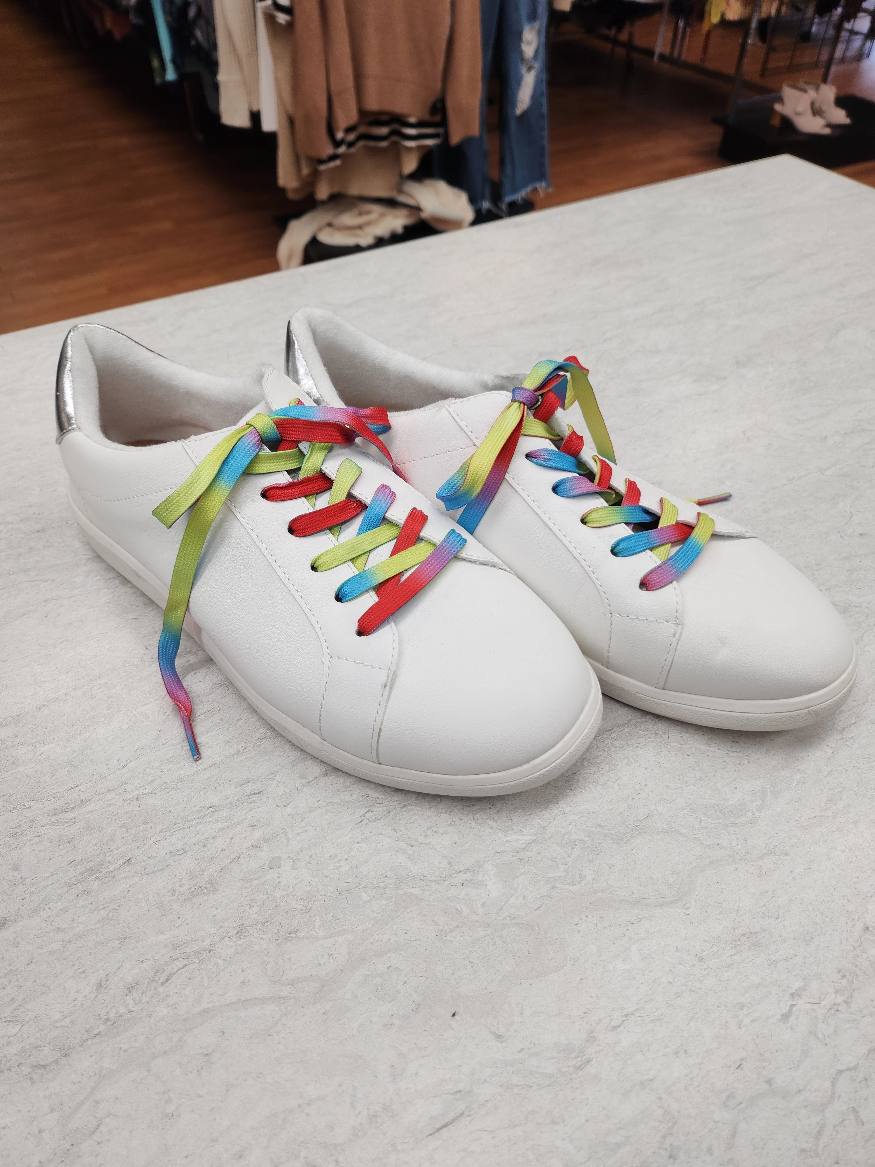 Impact Diffusing Plate Versatile Design Shoes Sneakers By Torrid In White, Size: 11