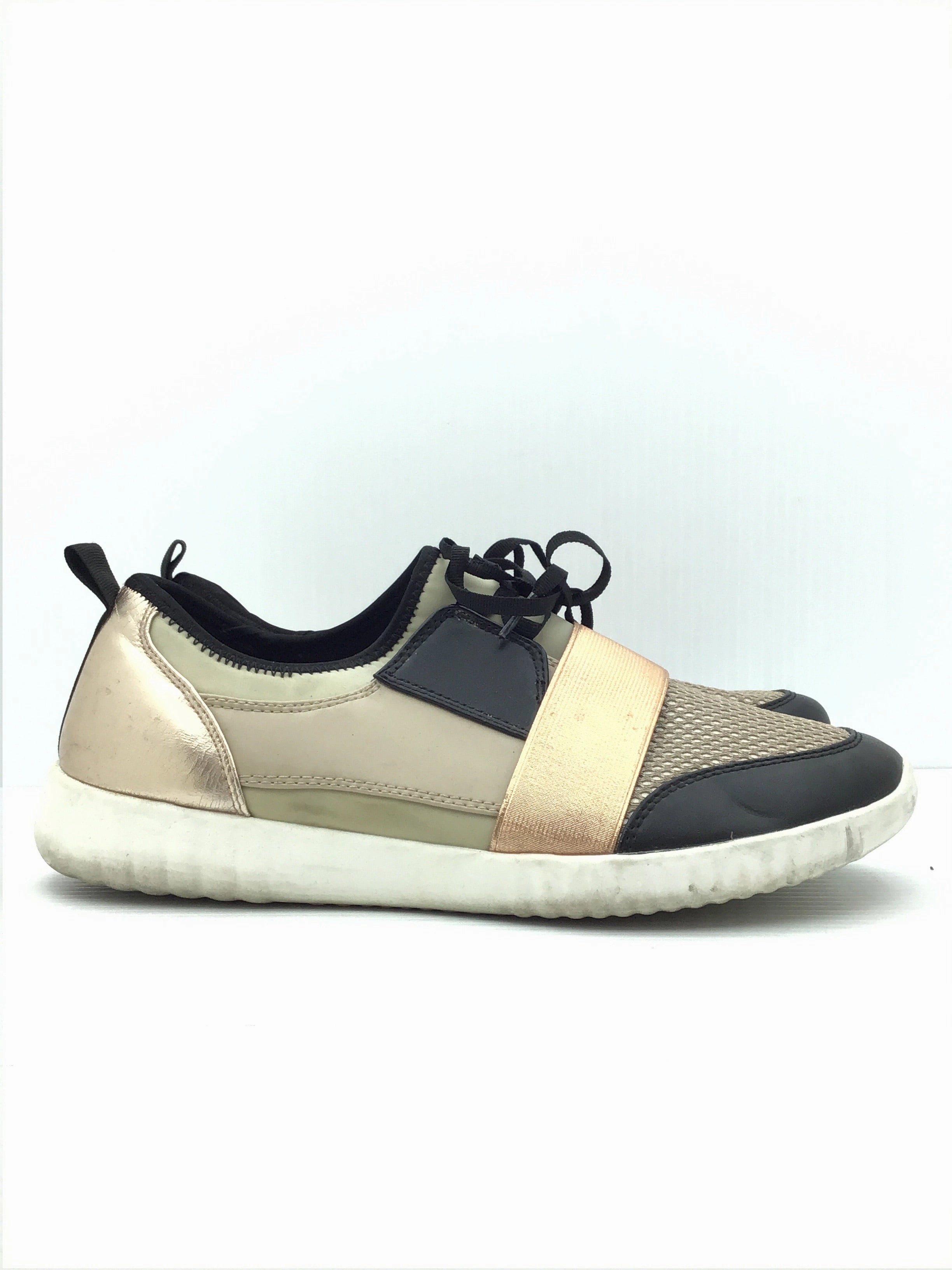 Shoes Sneakers By Torrid  Size: 11.5 Ventilation Mesh Basic Casual