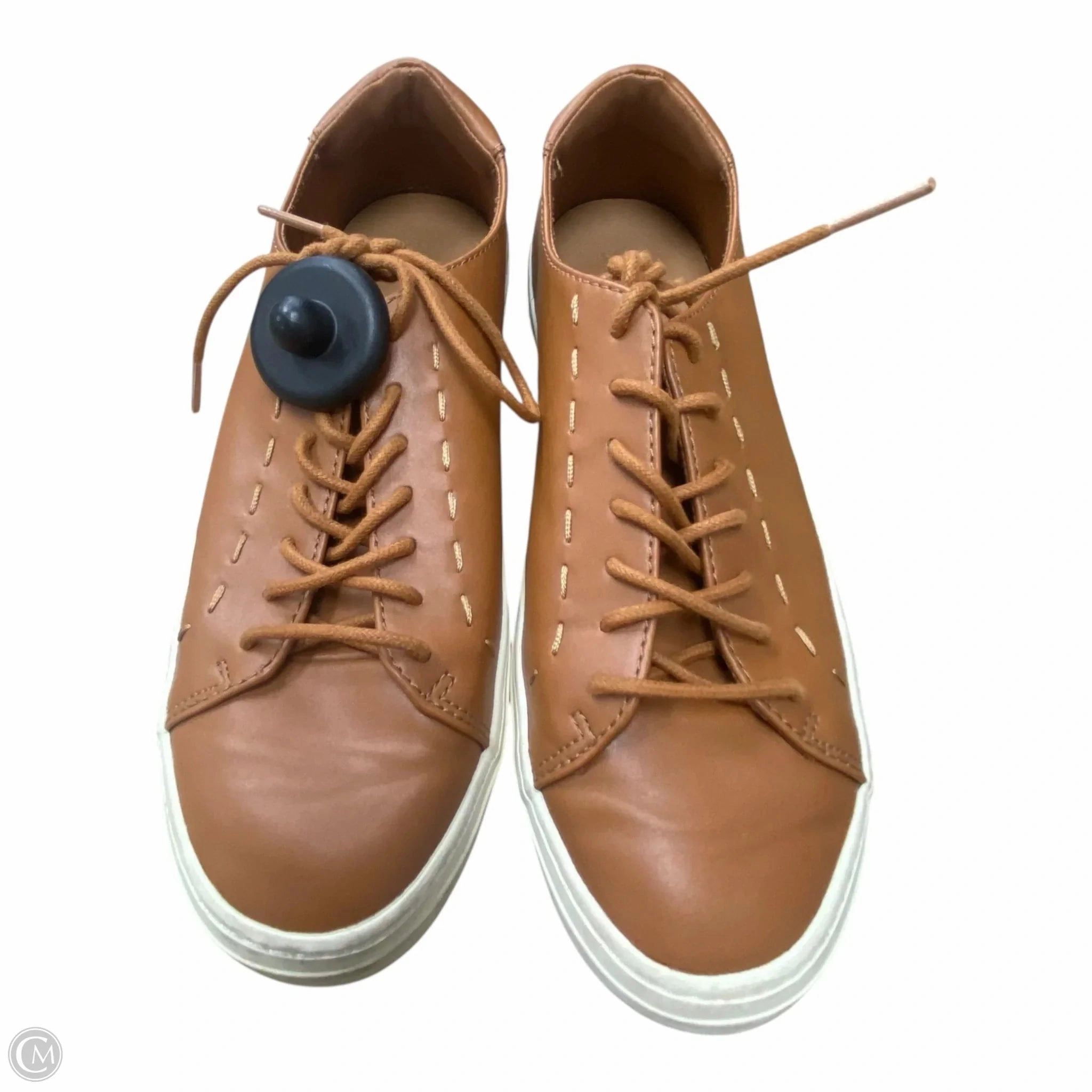 Essential Look Shoes Sneakers By Universal Thread In Brown, Size: 8.5