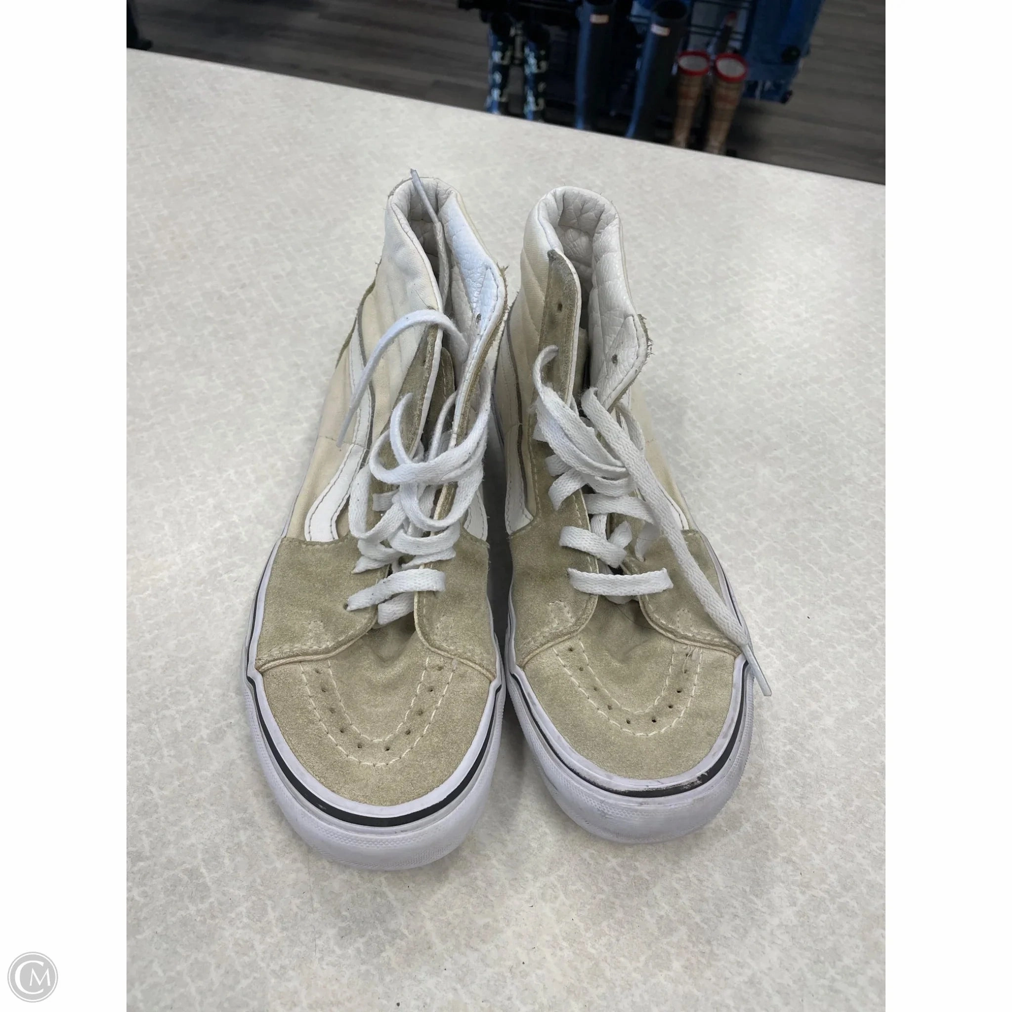 Anti Static Lining Shoes Sneakers By Vans In Green & White, Size: 6