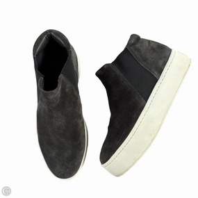 Modern Trend Bold piece Shoes Sneakers By Vince In Grey, Size: 5.5