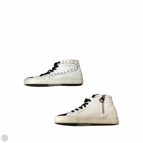 Tailored Comfort Everyday Wear Shoes Sneakers By Vintage Havana In White, Size: 8