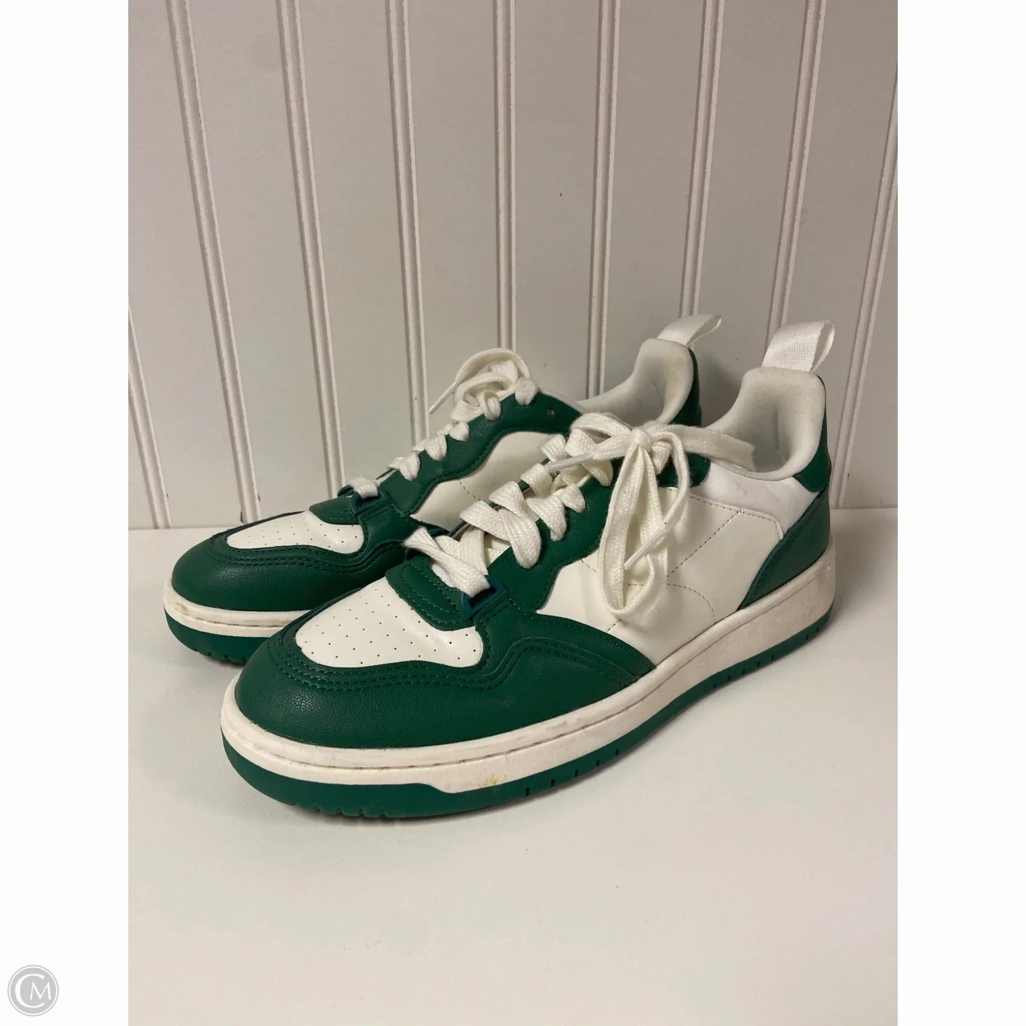Shoes Sneakers By Wild Fable In Green & White, Size: 8.5 Quick Comfort