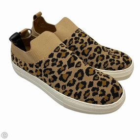 Adjustable Midfoot Strap Urban Gear Shoes Sneakers By Wonderly In Animal Print, Size: 7