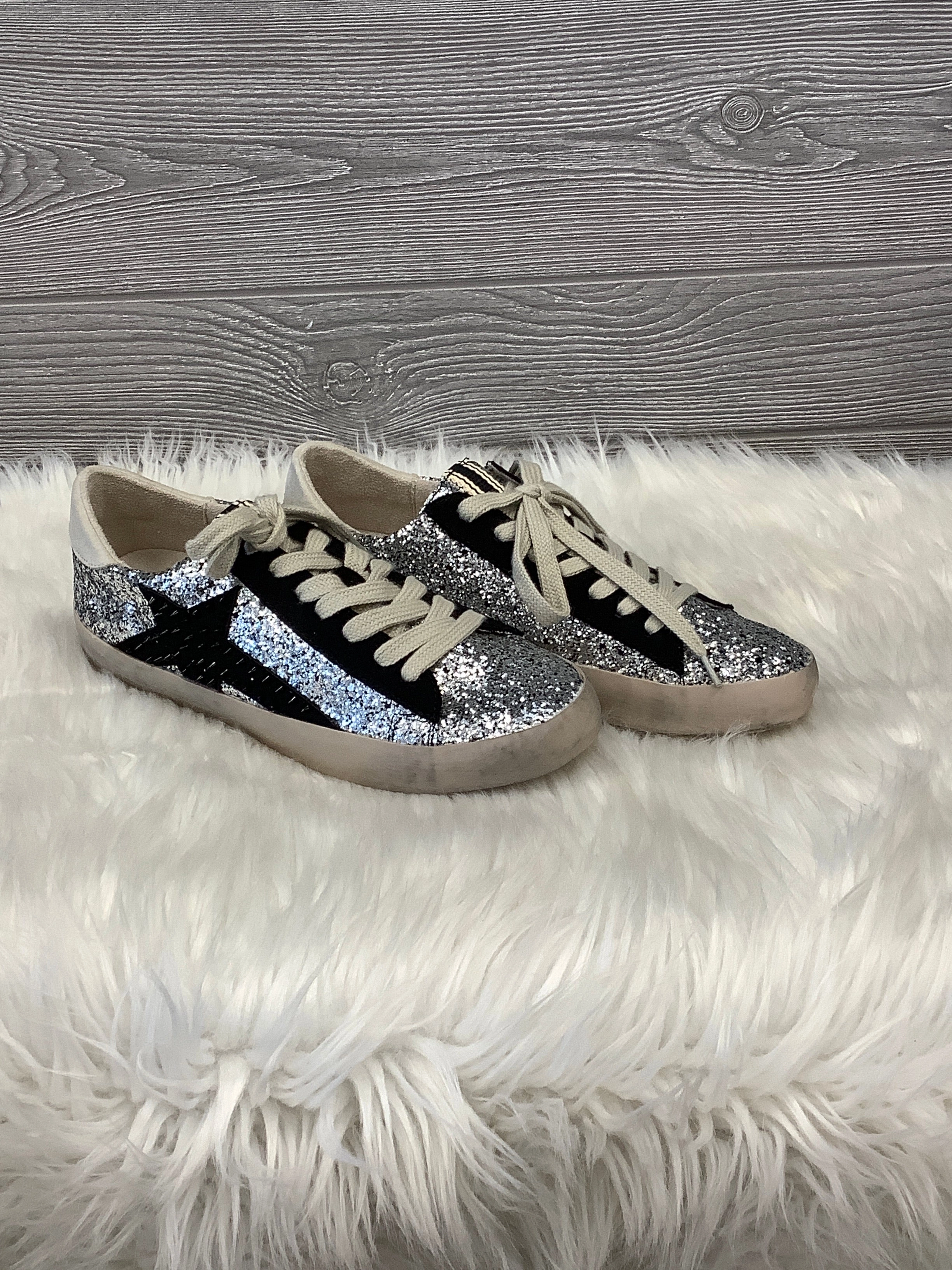 Shoes Sneakers By Shu Shop In Black, Size: 8.5 Ankle Hugging Collar