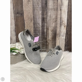 Foot Support Shoes Sneakers By Cme In Grey, Size: 7