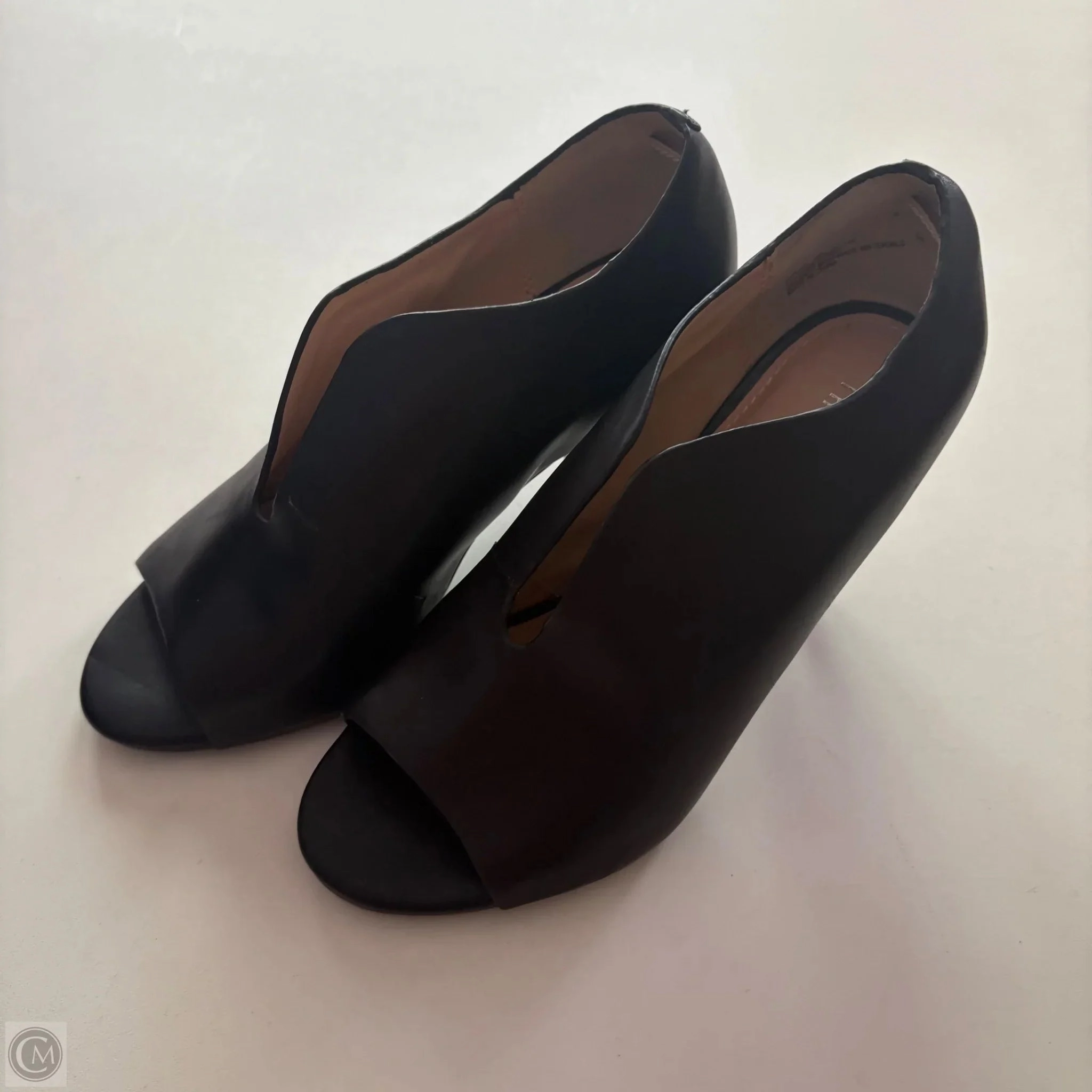 Shoes Heels Block By Limited In Black, Size: 6 Pointed Toe Pumps foldable