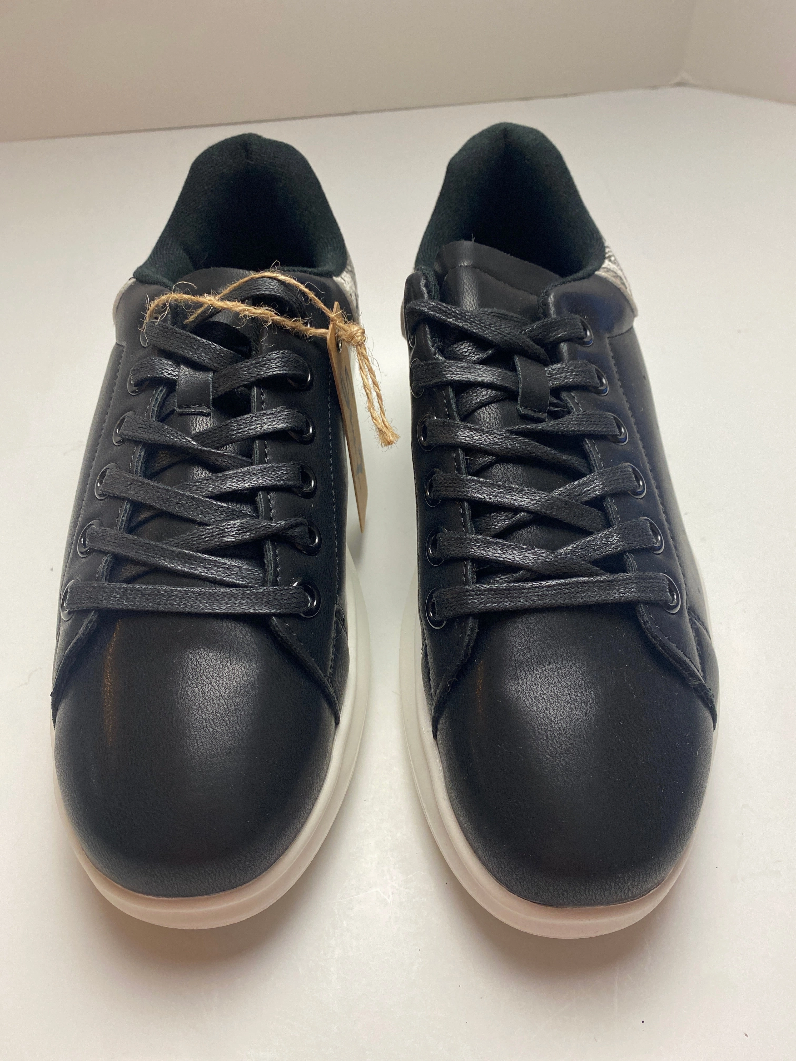 Shoes Sneakers By Seven 7 In Black, Size: 11 Stylish Support Slip Resistant Outsole