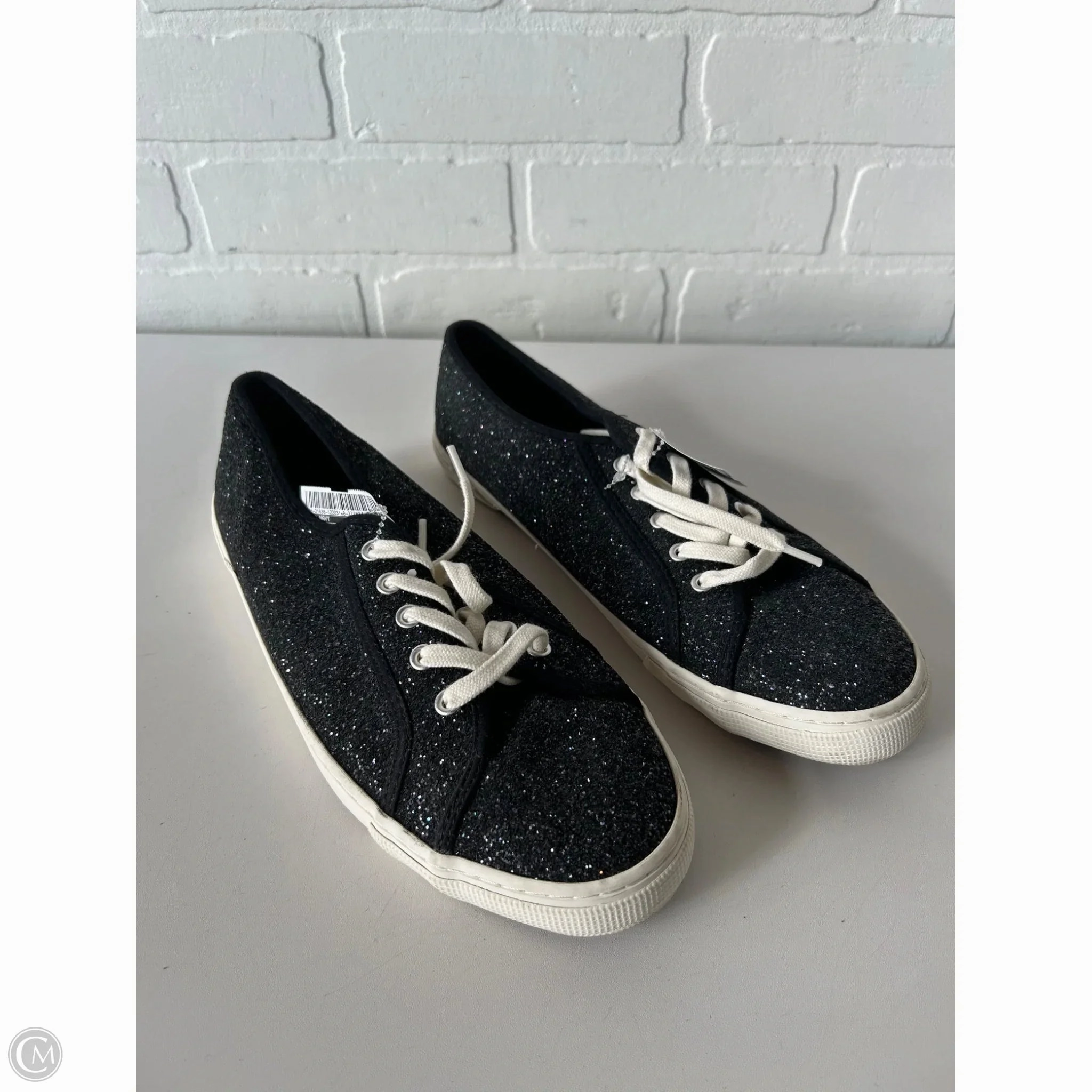 Steady Grip Shoes Sneakers By Old Navy In Black, Size: 10