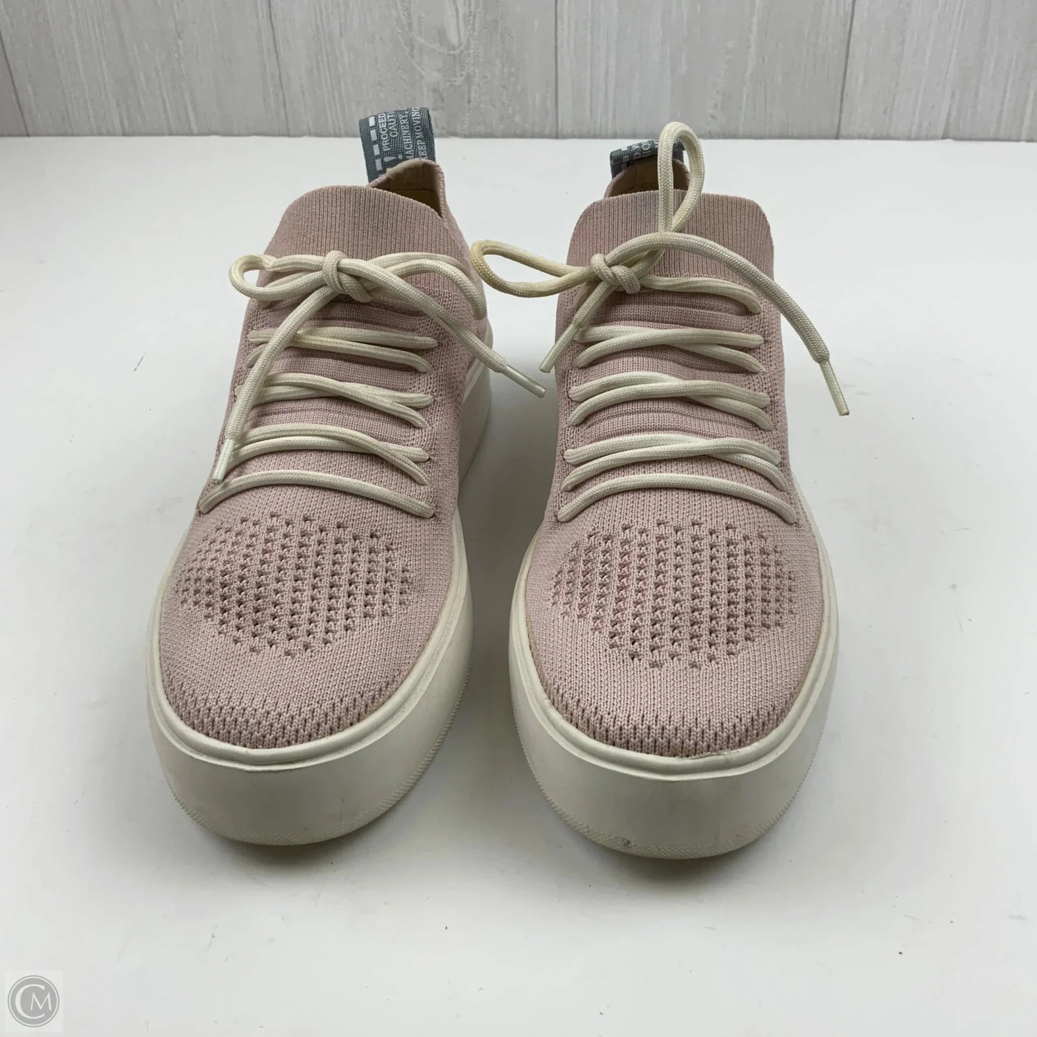 Zonal Flexibility Fashion-Forward Look Shoes Sneakers By Steve Madden In Pink, Size: 7.5