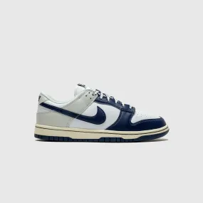 reinforced - heel shoes DUNK LOW RETRO "YANKEES"