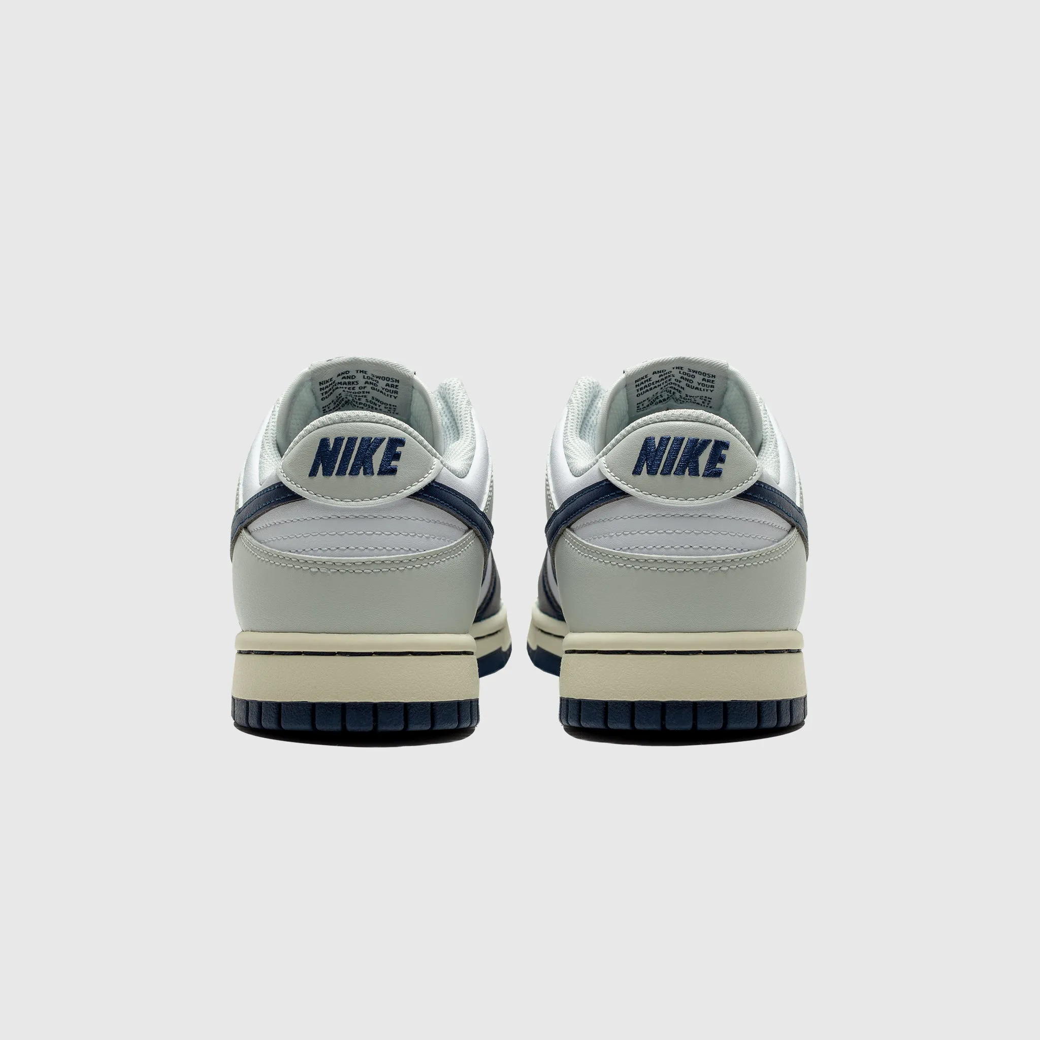 outdoor sports lover DUNK LOW RETRO "YANKEES"