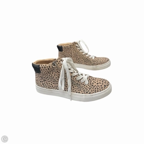 Shoes Sneakers By Universal Thread In Animal Print, Size: 9.5 Multi-Terrain