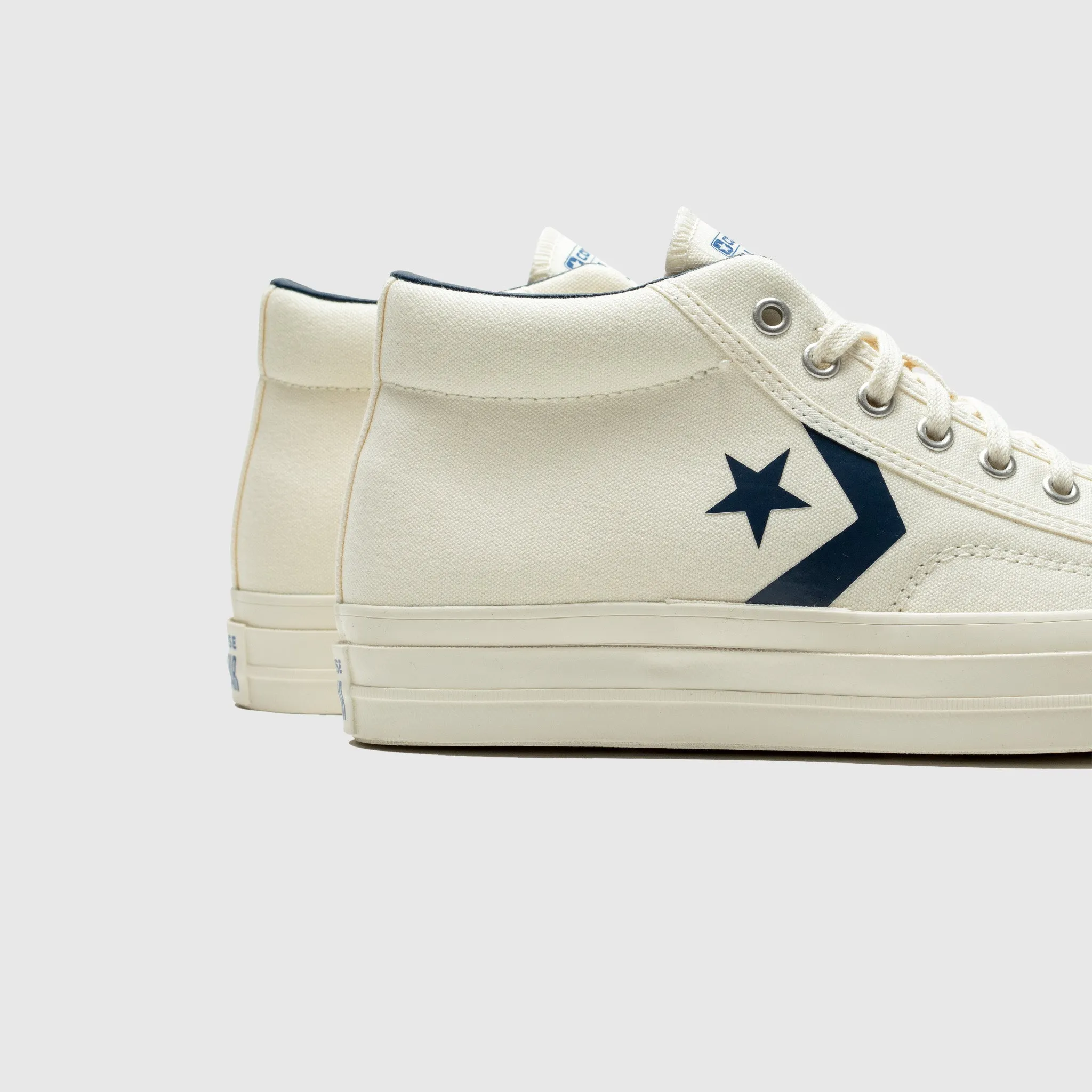 geometric - pattern shoes Racing STAR PLAYER 76 MID "KHAKI"