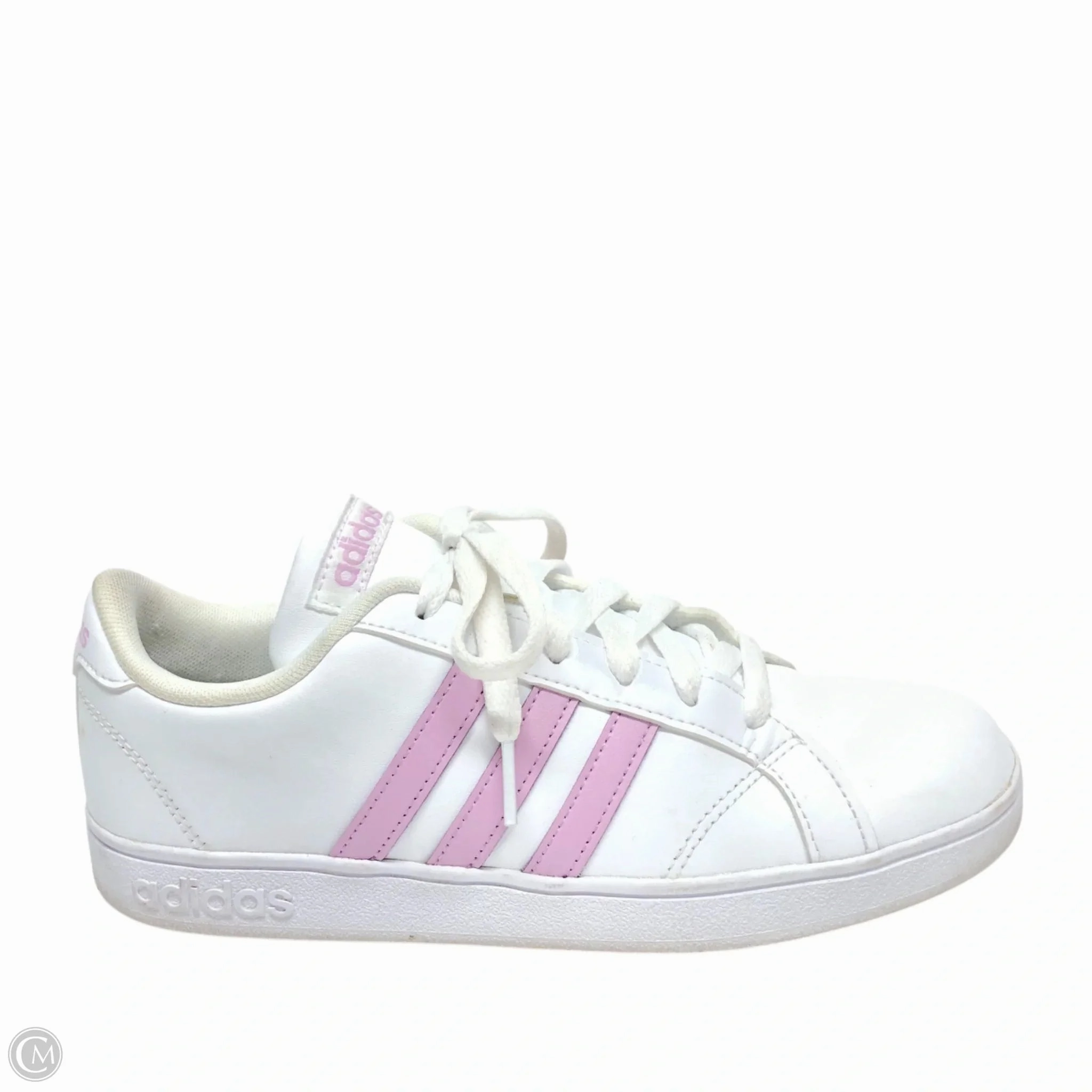 Shoes Sneakers By Adidas In White, Size: 6 mesh ventilation