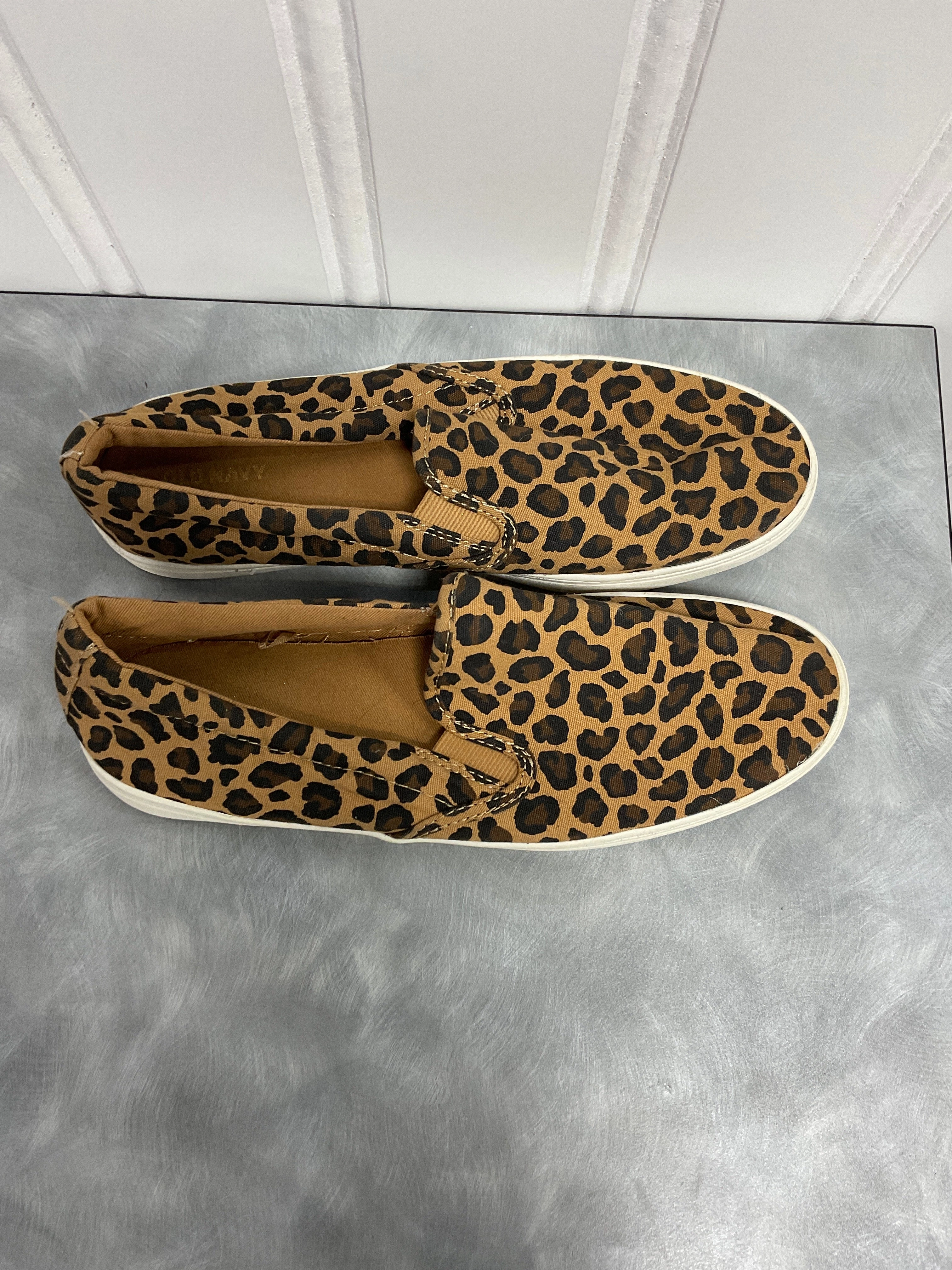 Smart Stylewear Shoes Sneakers By Old Navy In Animal Print, Size:9