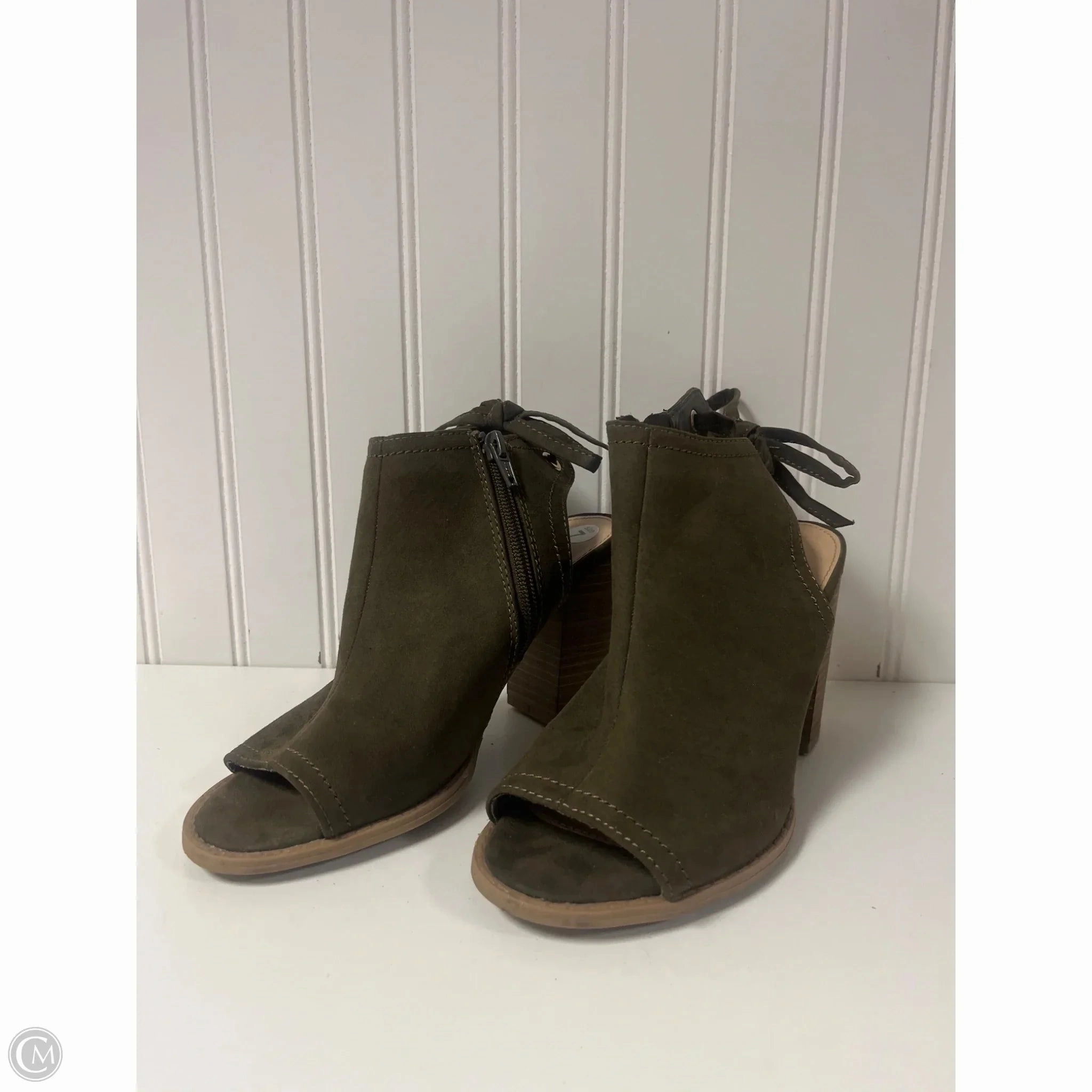 Comfy Footwear Shoes Heels Block By Lc Lauren Conrad In Green, Size: 6