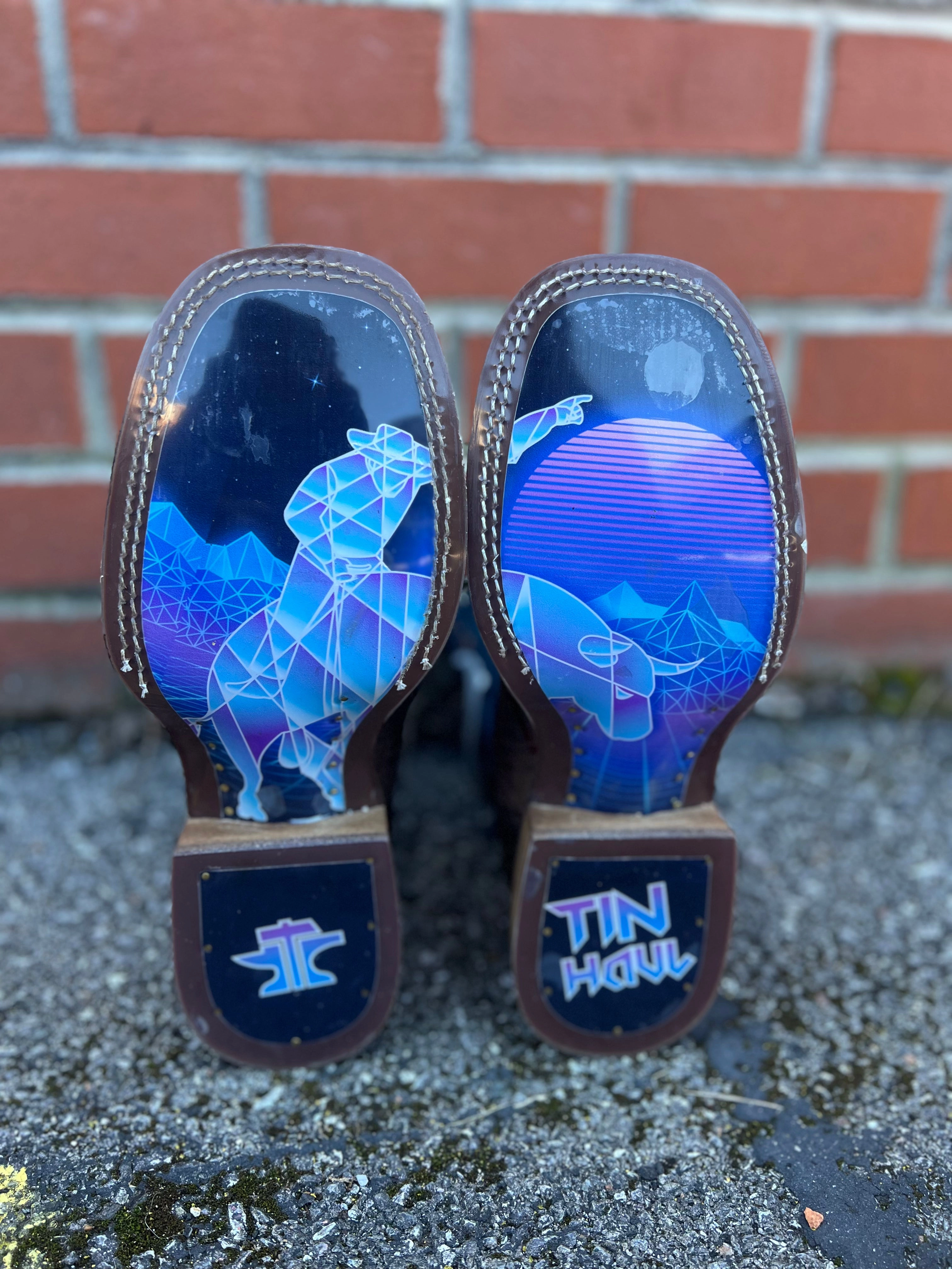 Tin Haul Criss Cross Rain Ready