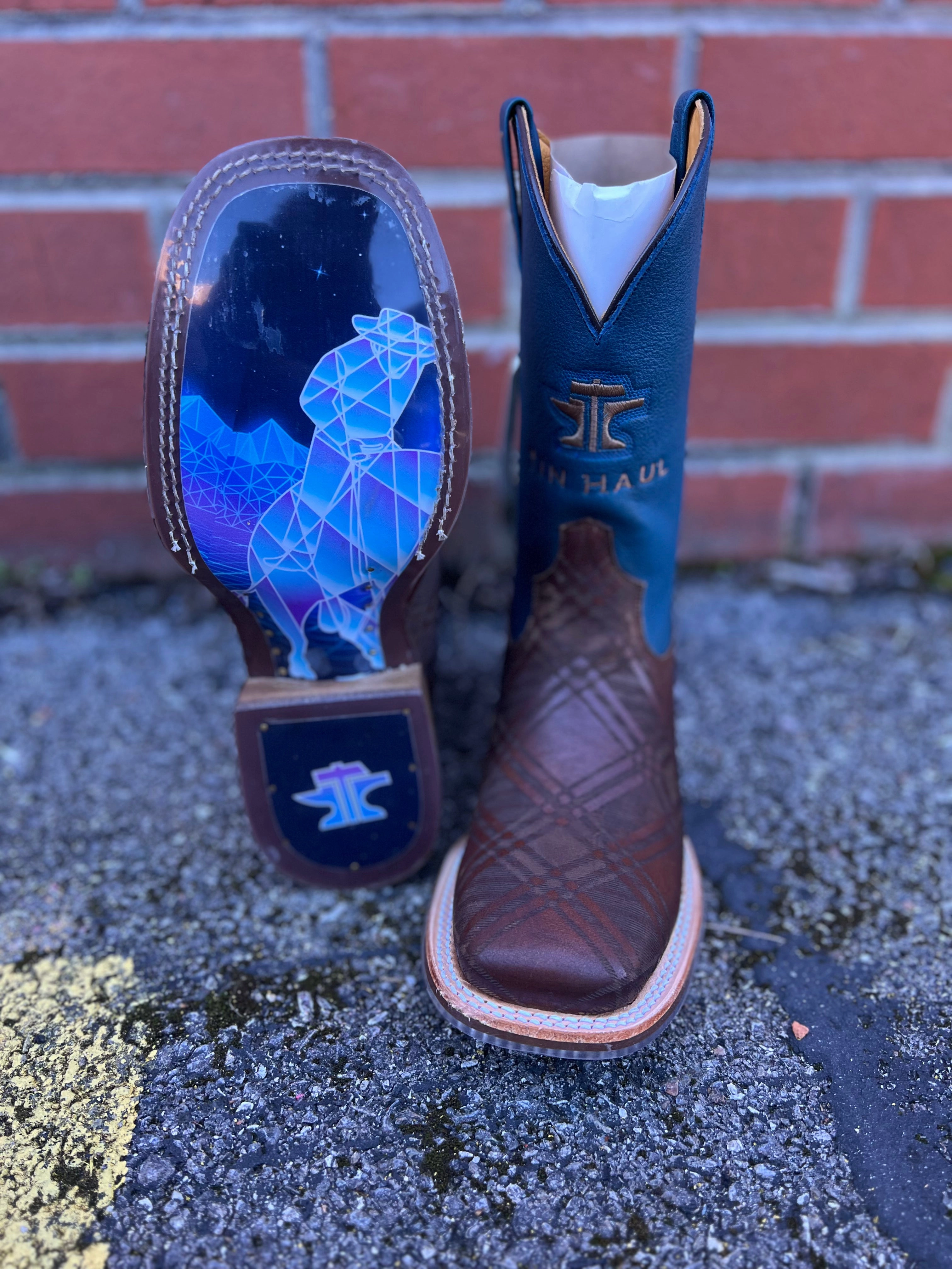 Tin Haul Criss Cross MoistureWicking