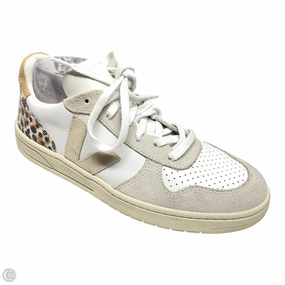 Casual Comfort Shoes Sneakers By Veja In Tan & White, Size: 10
