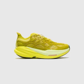 mountain - running U MACH X CAGED