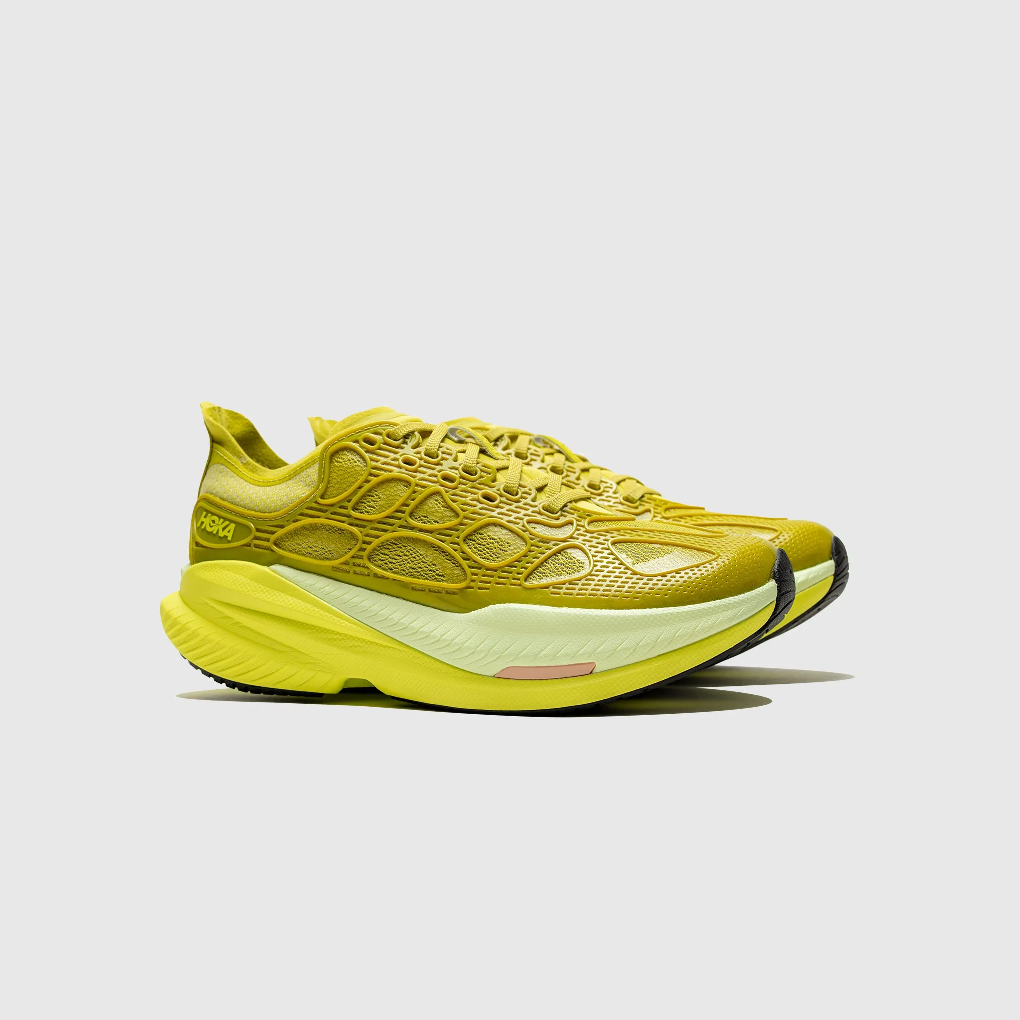 U MACH X CAGED 5K running shoes portable shoe benefit