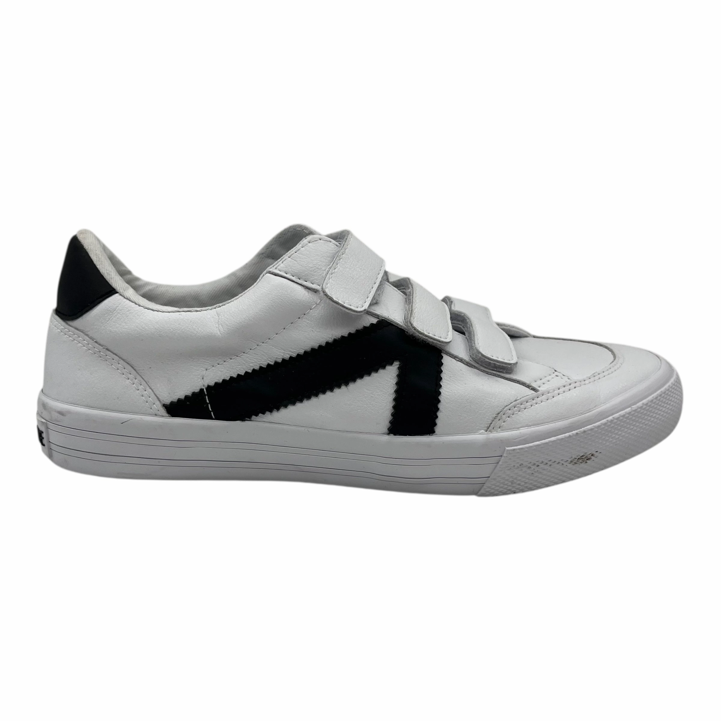 Responsive Activity Shoes Sneakers By Rachel Zoe In White, Size:8