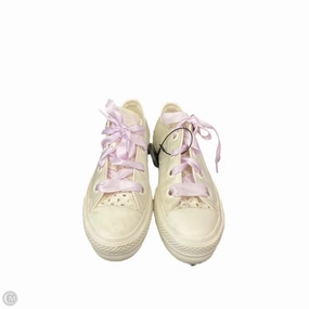 Shoes Sneakers By Converse In Ivory, Size: 7 Street Movement Indoor style