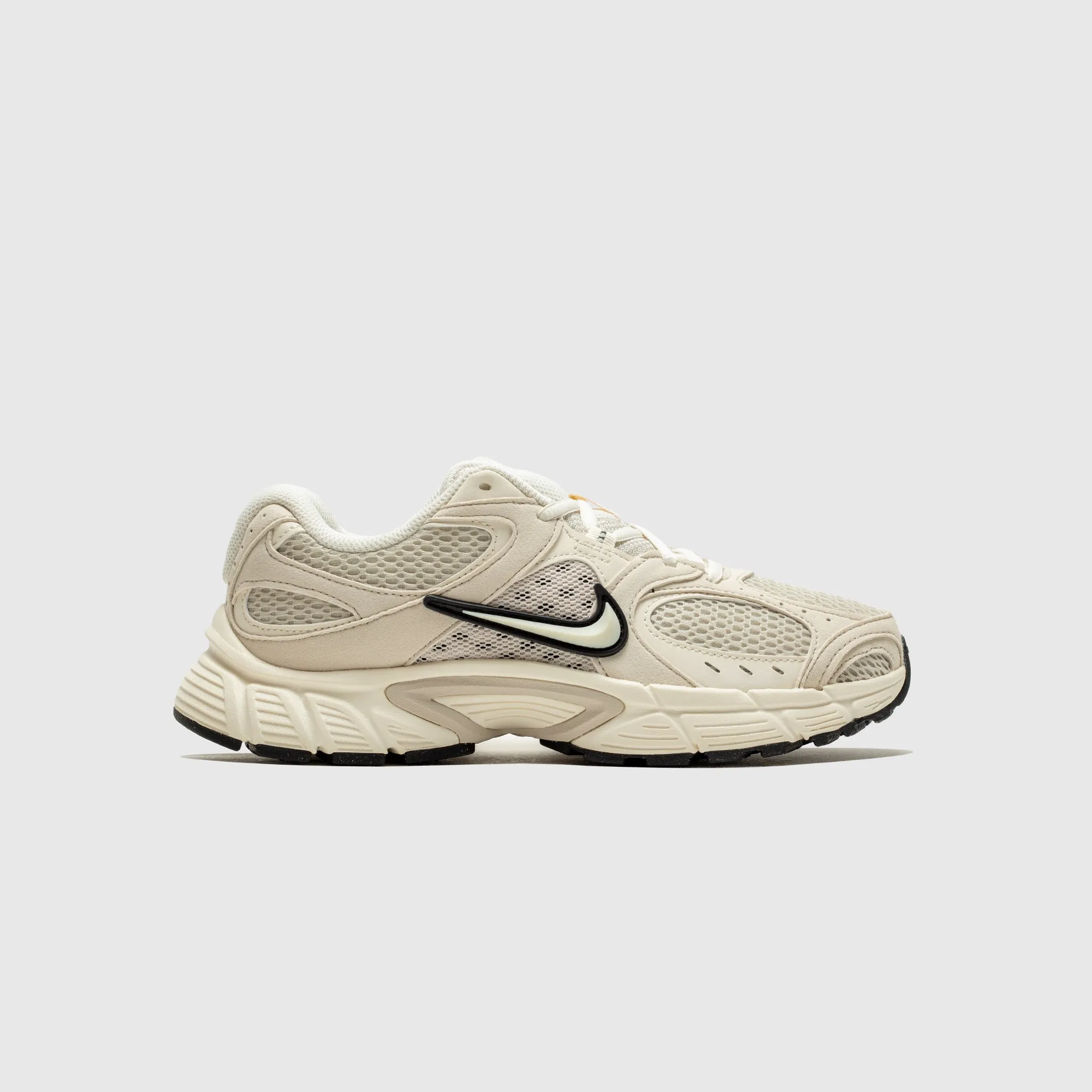 WMNS V5 RNR "LIGHT OREWOOD BROWN" Shock Absorbing Technology