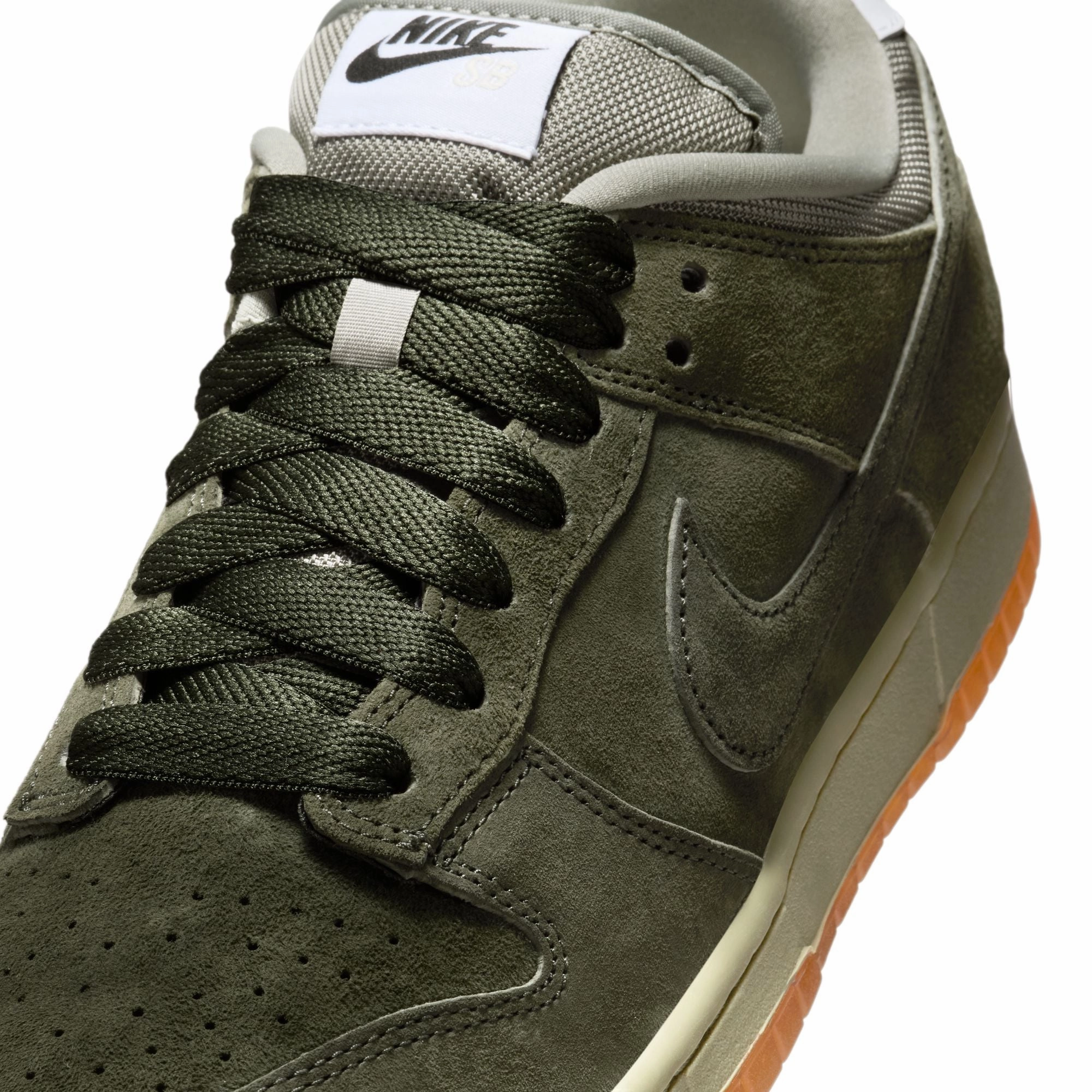 Speed Performance Fit Nike SB Mens Dunk Low Pro B "Sequoia" Shoes
