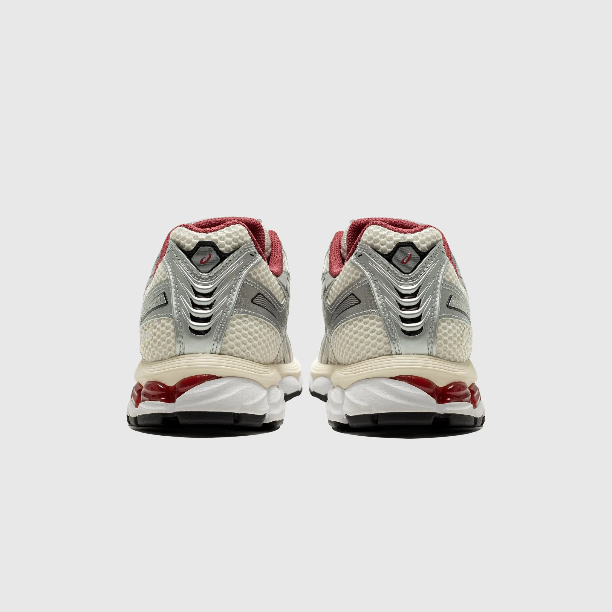 youth athletic footwear GEL-KAYANO 12.1