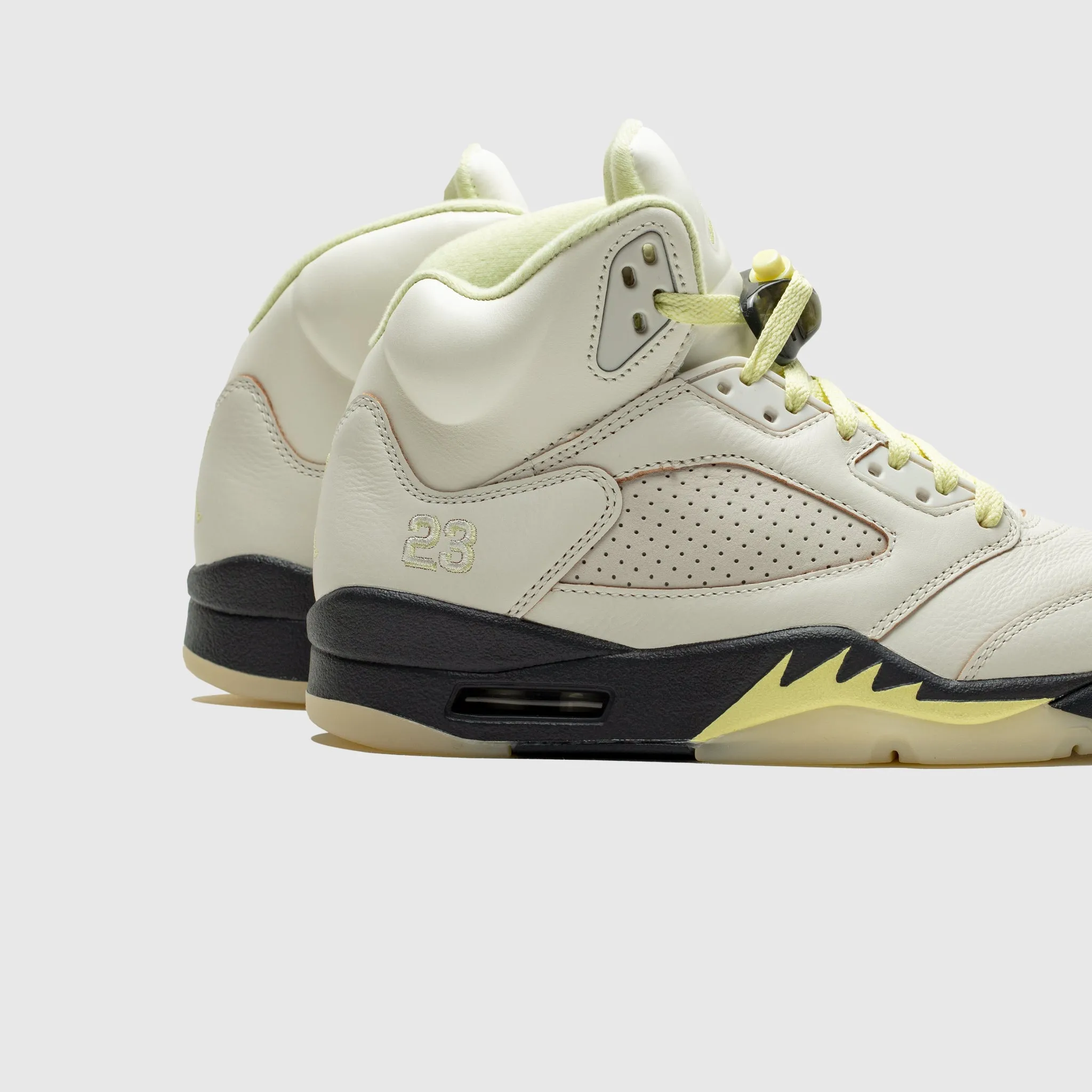 Step Rhythm no - tie laces WMNS AIR JORDAN 5 RETRO "LUMINOUS GREEN"