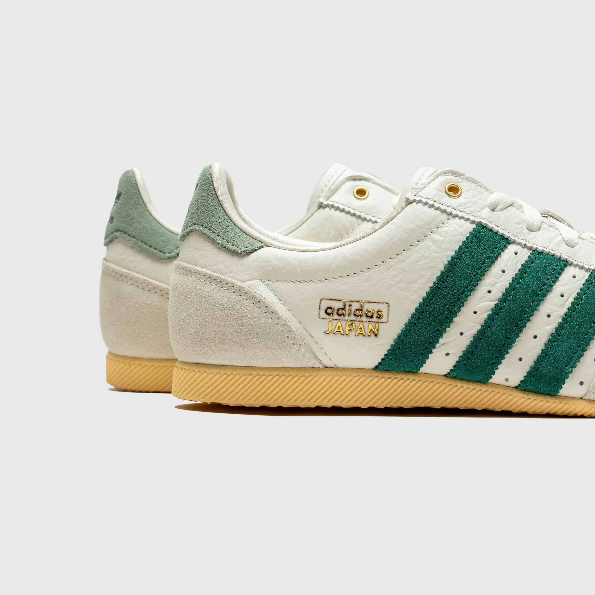 running in a geyser area shoes WMNS JAPAN