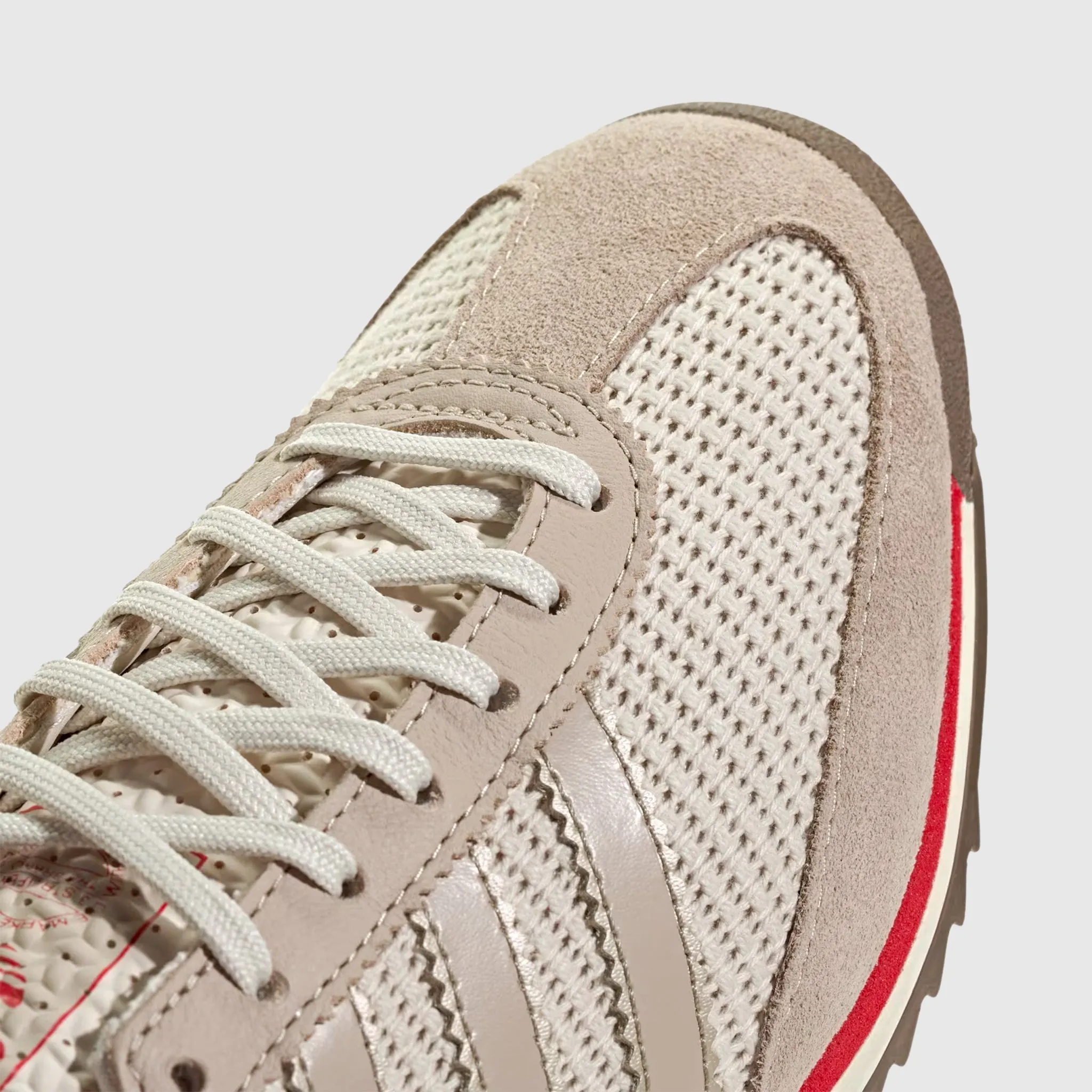 Responsive Footbed running in the cold shoes WMNS SL 72 OG