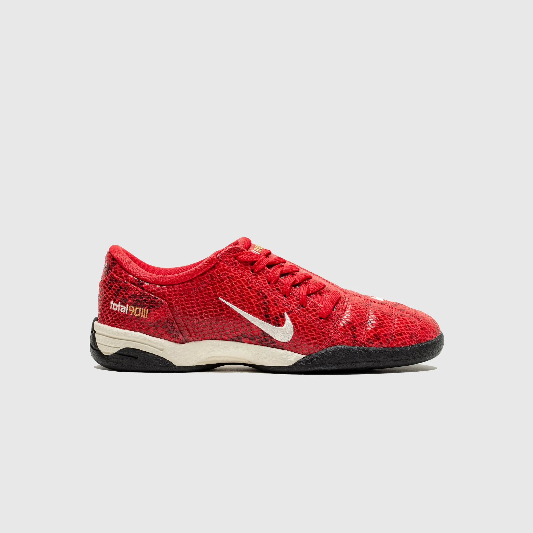 WMNS TOTAL 90 SE "FIRE RED SNAKESKIN" supination - control