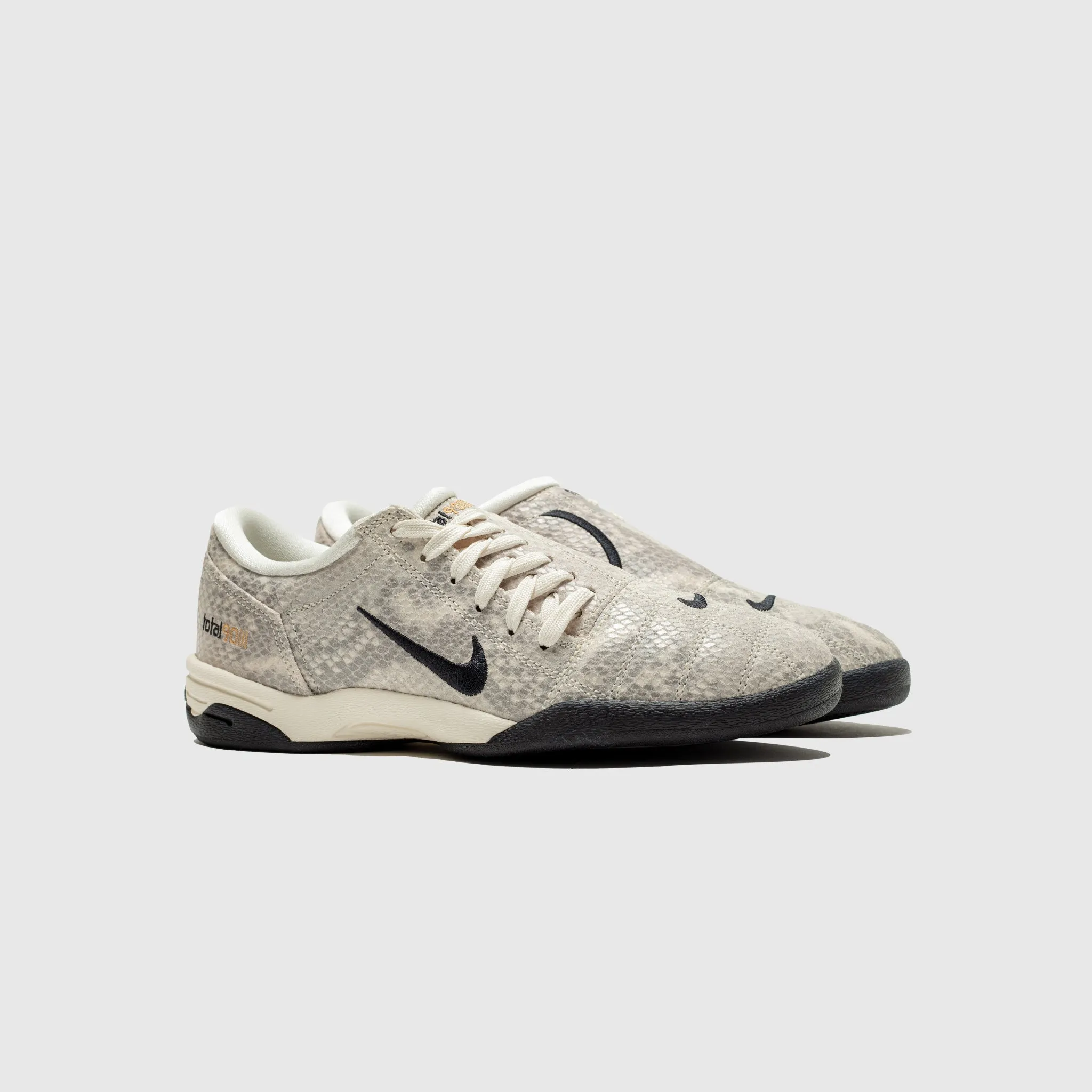 WMNS TOTAL 90 SE "PALE IVORY SNAKESKIN" Breathable Design injury - prevention