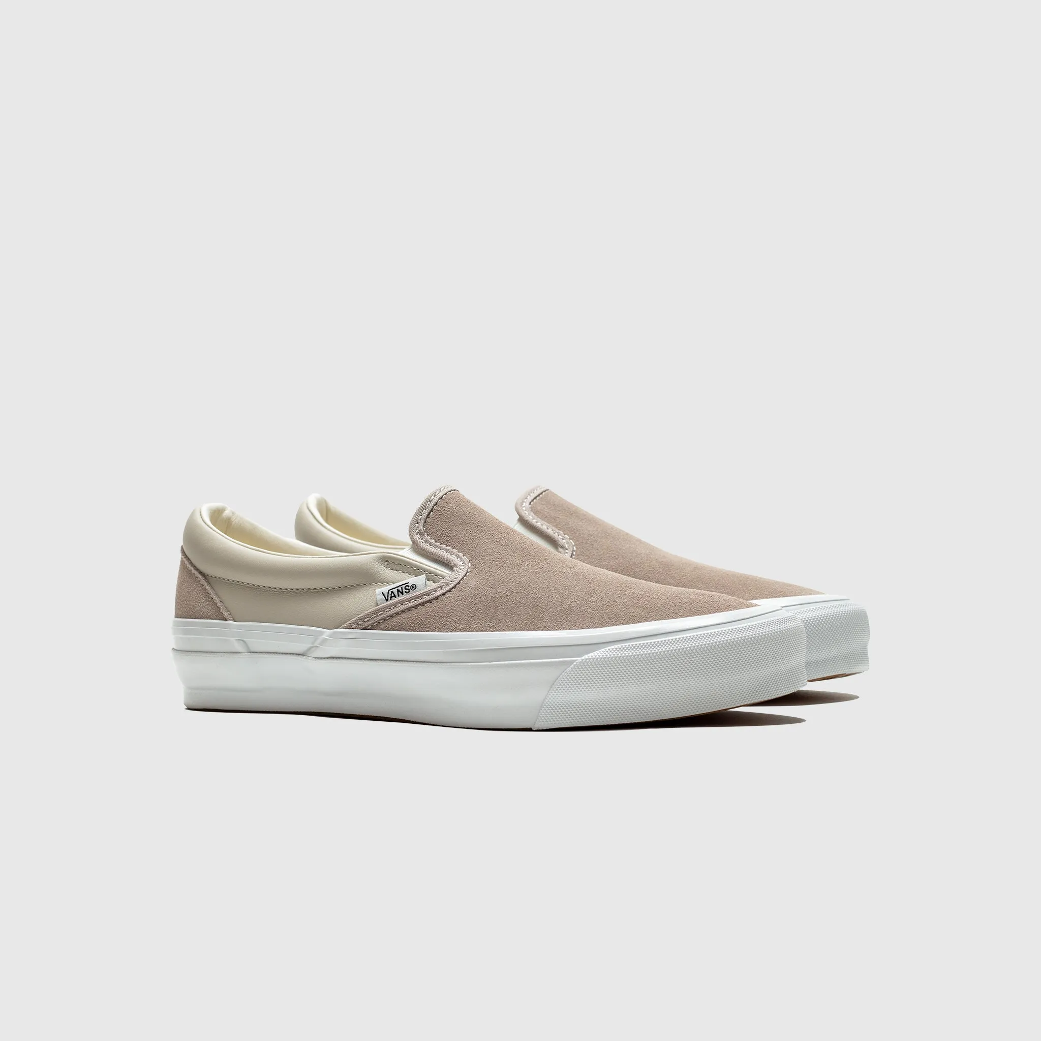CLASSIC SLIP-ON 98 LX aerobic - specific shoes post - workout