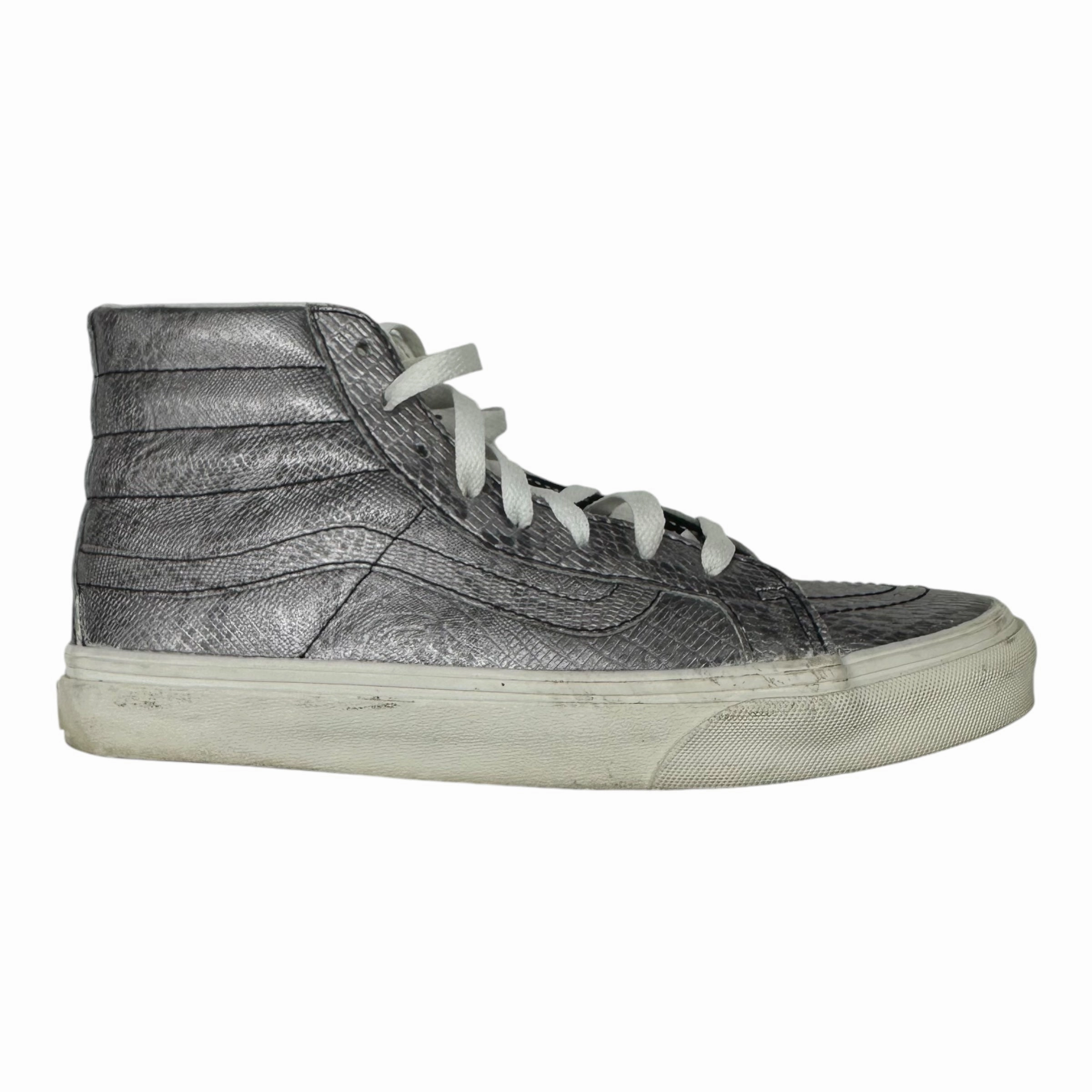 Shoes Sneakers By Vans In Silver, Size:8 Airflow Optimized Quick Dry Technology