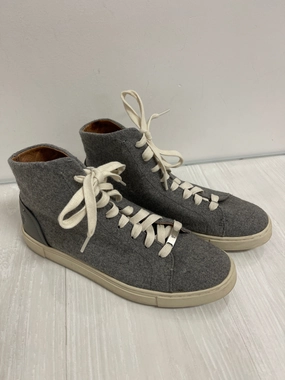 Sport Inspired Shoes Sneakers By Frye In Grey, Size: 8.5